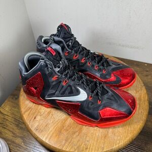 Nike LeBron 11 Away Black University Red Metallic Silver 616175-001 Mens Size 10